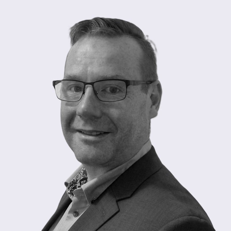 Headshot of Ian Pinkett