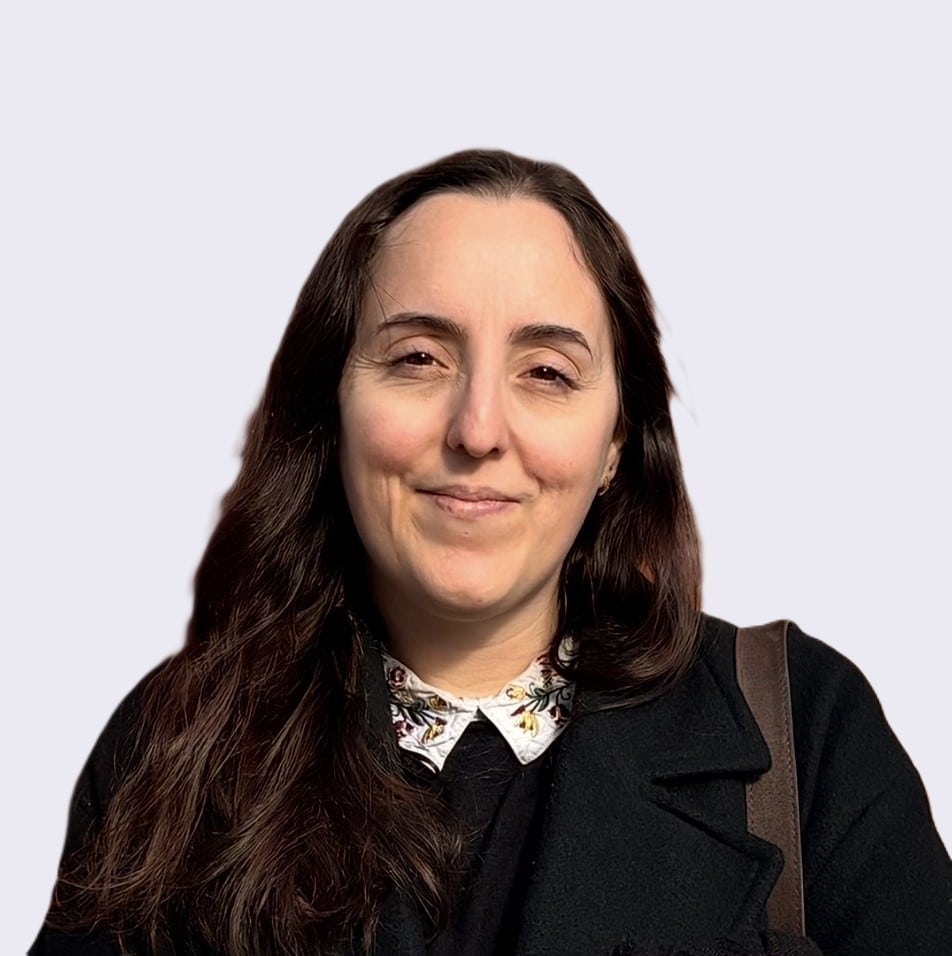 Headshot of Samia Paradis